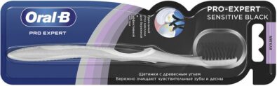 Oral-B Pro-Expert Sensitive Black Зубная щетка, щетка зубная с древесным углем, мягкая, 1 шт.